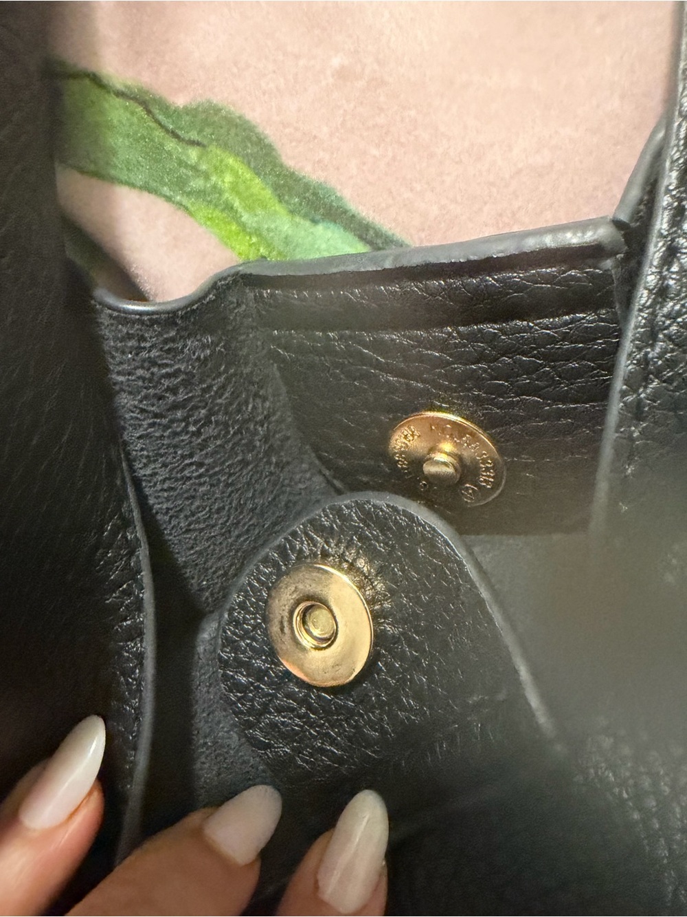 Montana West Black Pebbled Shoulder Bag - Picture 7 of 7